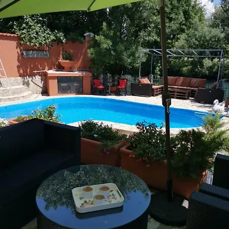 Private Riverside Silvia Villa