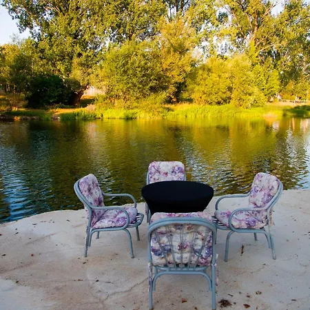 Private Riverside Silvia *