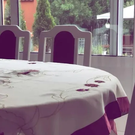 Private Riverside Silvia فيلة موستار