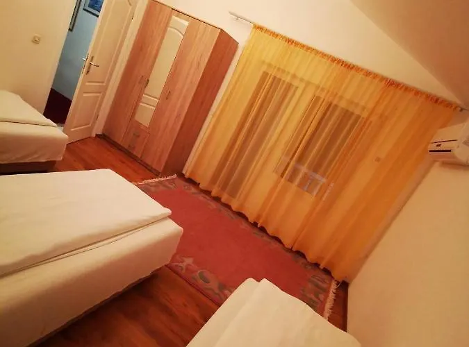 Private Riverside Silvia Villa