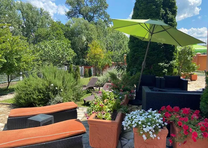 Private Riverside Silvia *