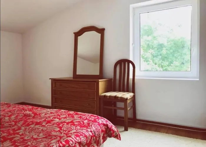 Private Riverside Silvia