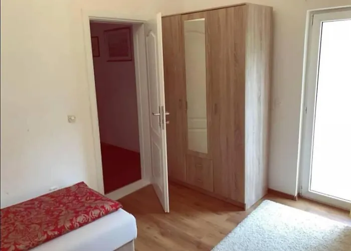 Private Riverside Silvia Villa