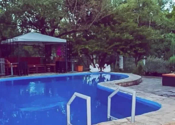 Villa Private Riverside Silvia *